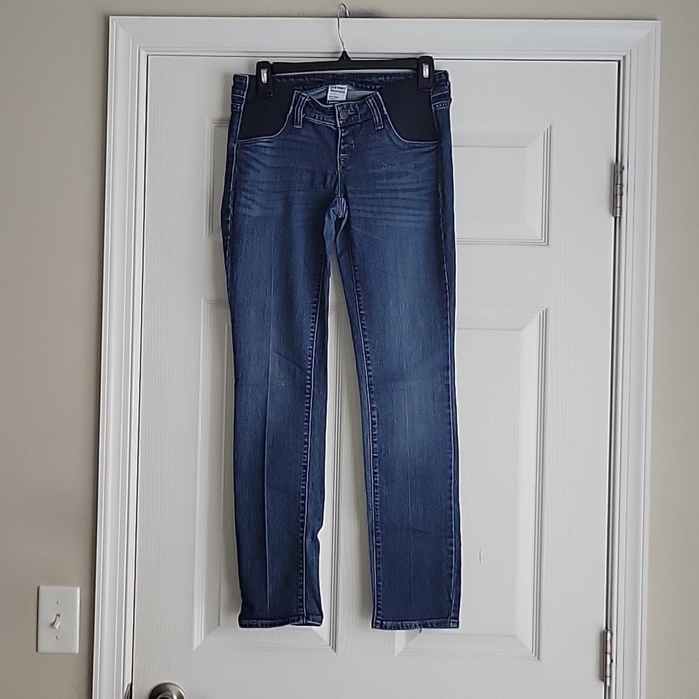 Old Navy Maternity Straight Jeans